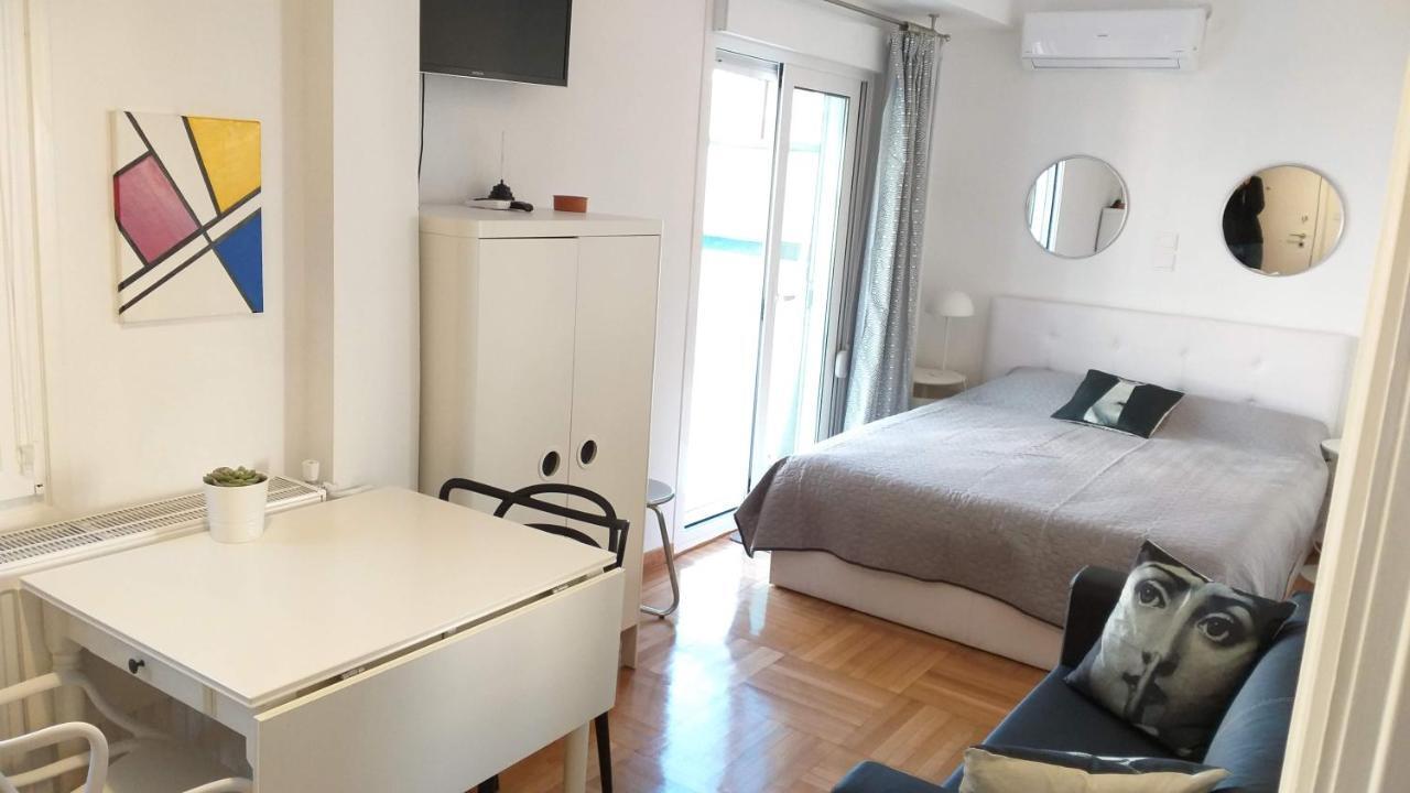 The Cactus Apartment With Large Sunny Balcony Atenas Exterior foto