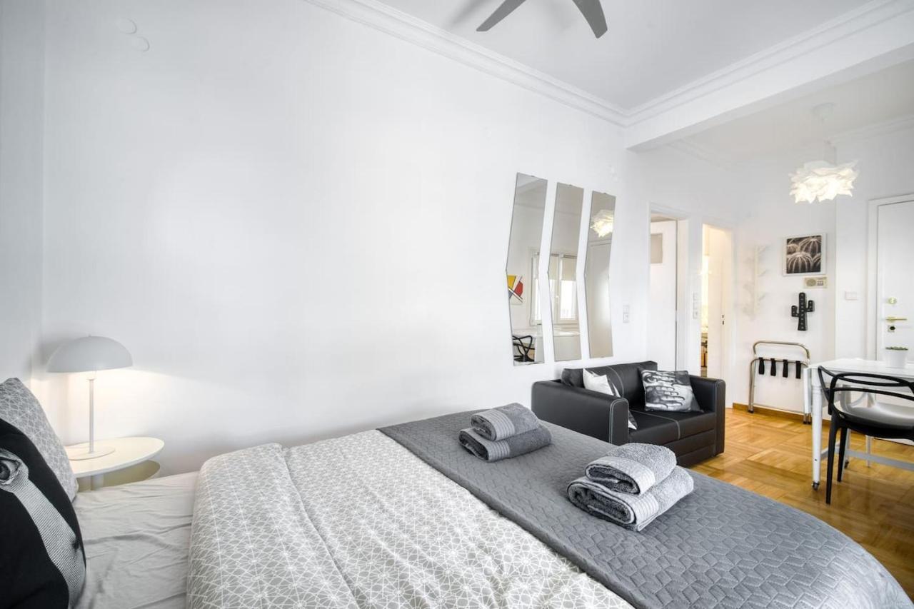The Cactus Apartment With Large Sunny Balcony Atenas Exterior foto